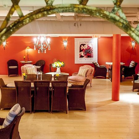 The Ivy At Verity Торонто Экстерьер фото